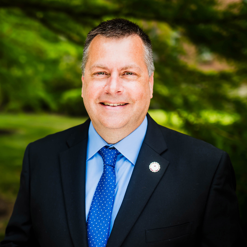 Carey Dahncke headshot